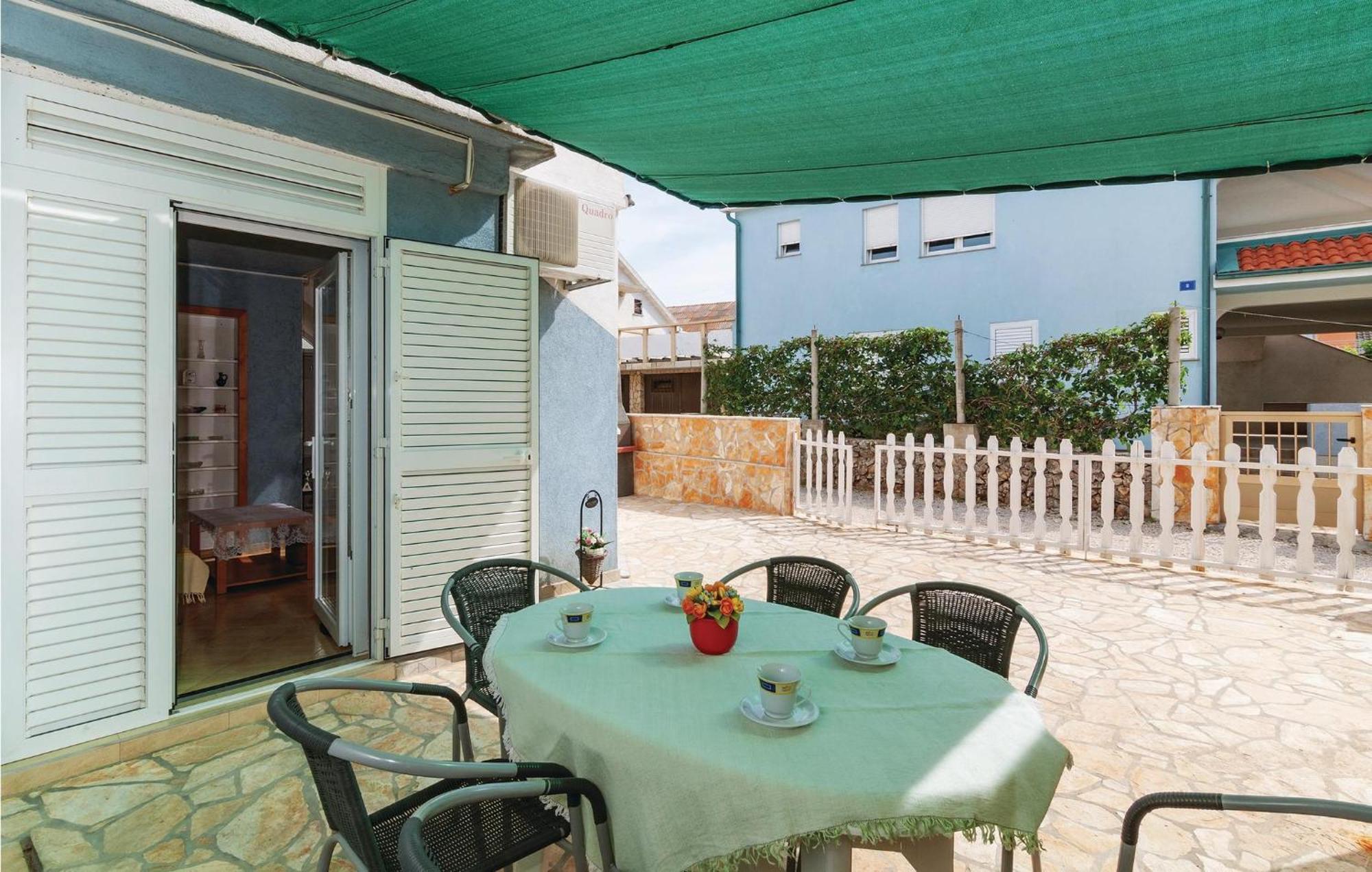 Beautiful Apartment In Vir With Wifi المظهر الخارجي الصورة